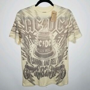 AC/DC Hells Bells '82 Cannon And Bell Concert Tour